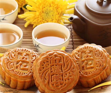  The Victorious Mooncake:  Un dolce racconto di astuzia e coraggio durante la Dinastia Qing!